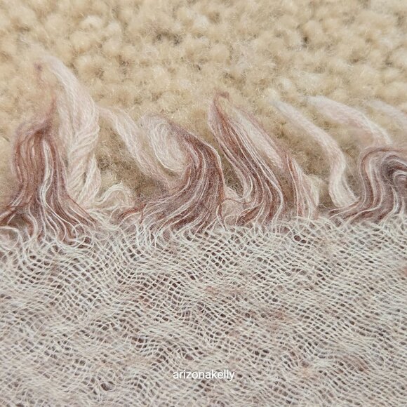 Wilfred Faroe Merino Wool Triangle Scarf Pinkish Taupe Aritzia - Picture 7 of 12